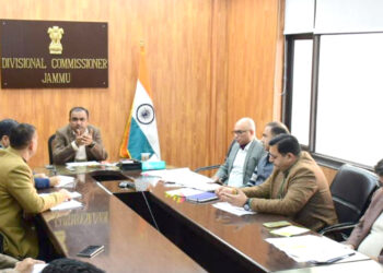 Div Com (J) reviews progress of National Highway Projects in Jammu Division