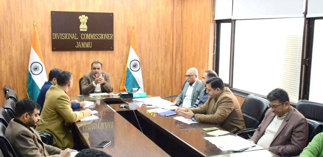 Div Com (J) reviews progress of National Highway Projects in Jammu Division