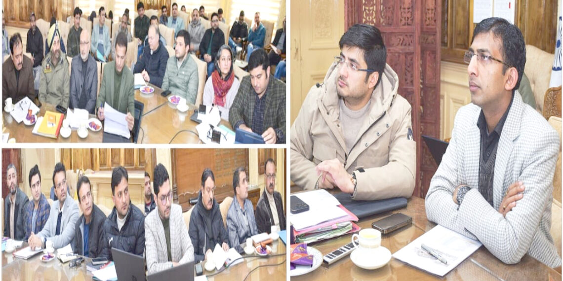 Div Com-(K) reviews Amarnath Yatra arrangements, Directs optimal utilization of released funds to augment facilities for pilgrims   