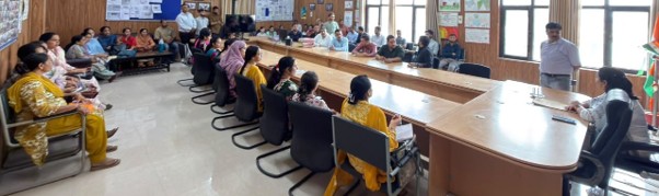 Secy DLSA Udhampur reviews performance of PLVs, other functionaries