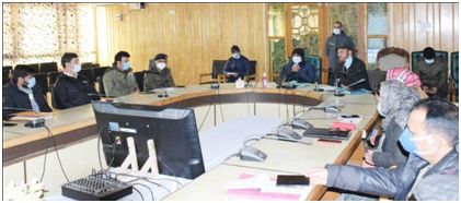 DM Pulwama reviews earthquake disaster management challenges