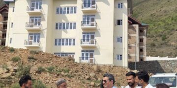 Dr Karwani inspects construction work in Transit Accommodations for PM Package Employees