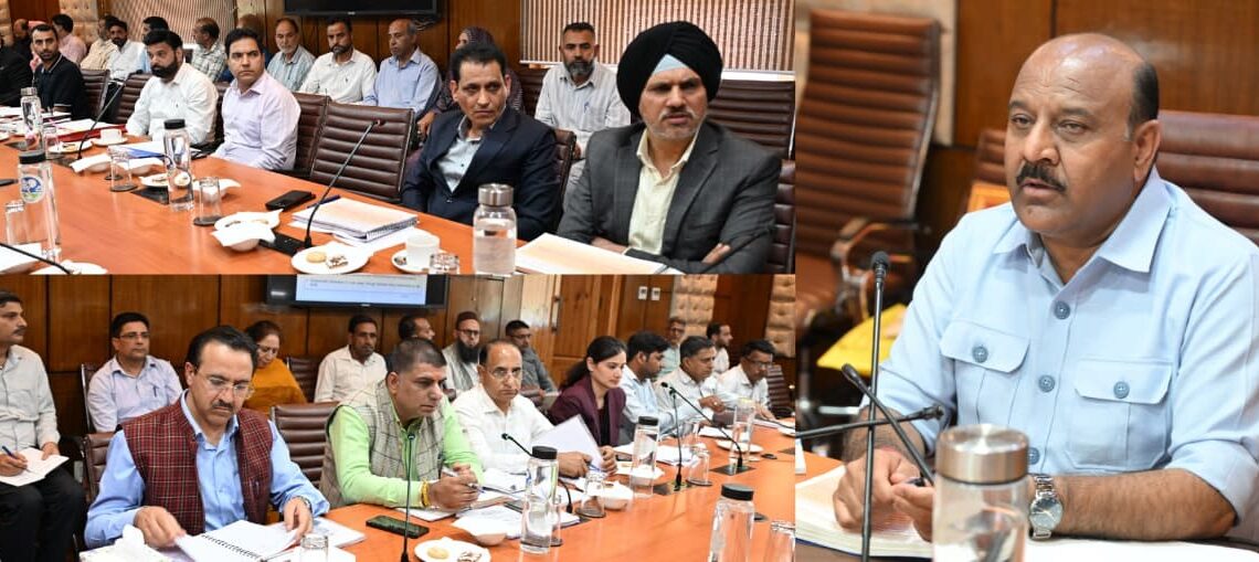 Dy CM emphasizes greater vibrancy in KVIB to spur employment