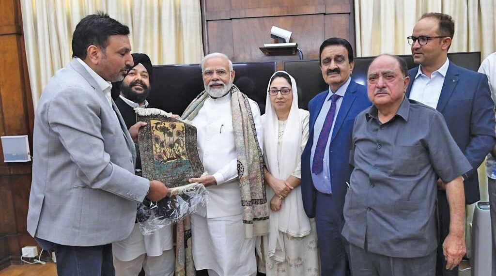 Kashmir traders’ delegation meets PM Modi submits 14-page memorandum