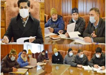 DC Bandipora reviews functioning of Rev department