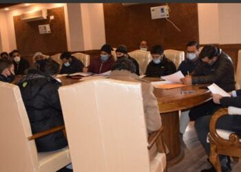 DC Kulgam reviews progress under Distt Capex Plan 2021-22