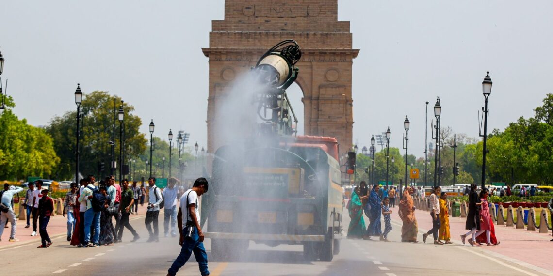 Delhi reels under scorching heat, IMD warns of heat wave; Orange alert issued