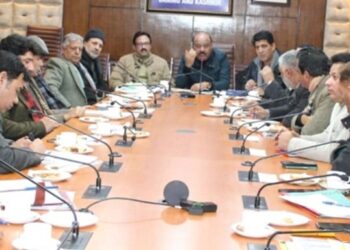 Dy CM reviews winter preparedness for snow clearance in J&K