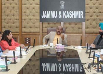 Create awareness about Labour Welfare Schemes: Dy CM