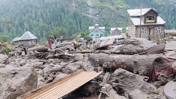 Devastating Hailstorm and Flash Floods Ravage South Kashmir, MeT Issues 5-Day Alert