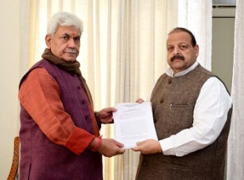 Devender Singh Rana meets LG Sinha in Jammu