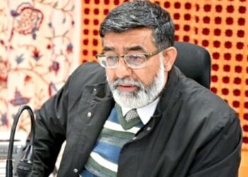 Dir RDD Kashmir reviews functioning of Deptt at Shopian