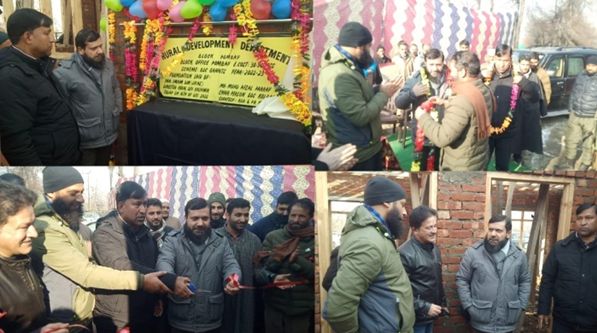 Dir RDD Kashmir visits Kulgam, Inaugurates playfield, lays foundation of Block Office & BDC Office, Kick-starts Door to Door collection of Solid Waste & holds review of RDD