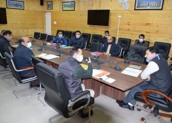 Director Information reviews functioning of deptt in Kashmir Divn at a key meet in Srinagar