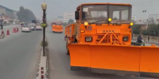 Dist Admin Srinagar conducts Mock drill to check winter preparedness