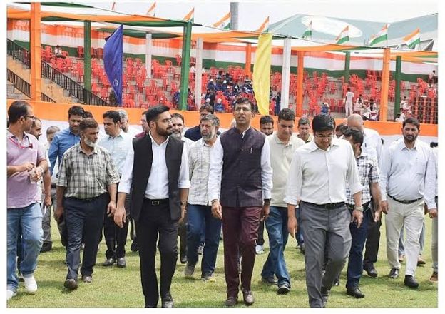 Kashmir Gears Up for Independence Day: Div Com Invites Public to Bakshi Stadium Celebrations