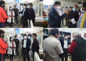 Div Com (J) & DHS-J visit Govt Hospital Gandhi Nagar, Sarwal in late evening hours