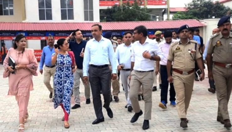Amarnath Yatra 2023: Div Com-(J) reviews finalisation of arrangements at Yatri Niwas
