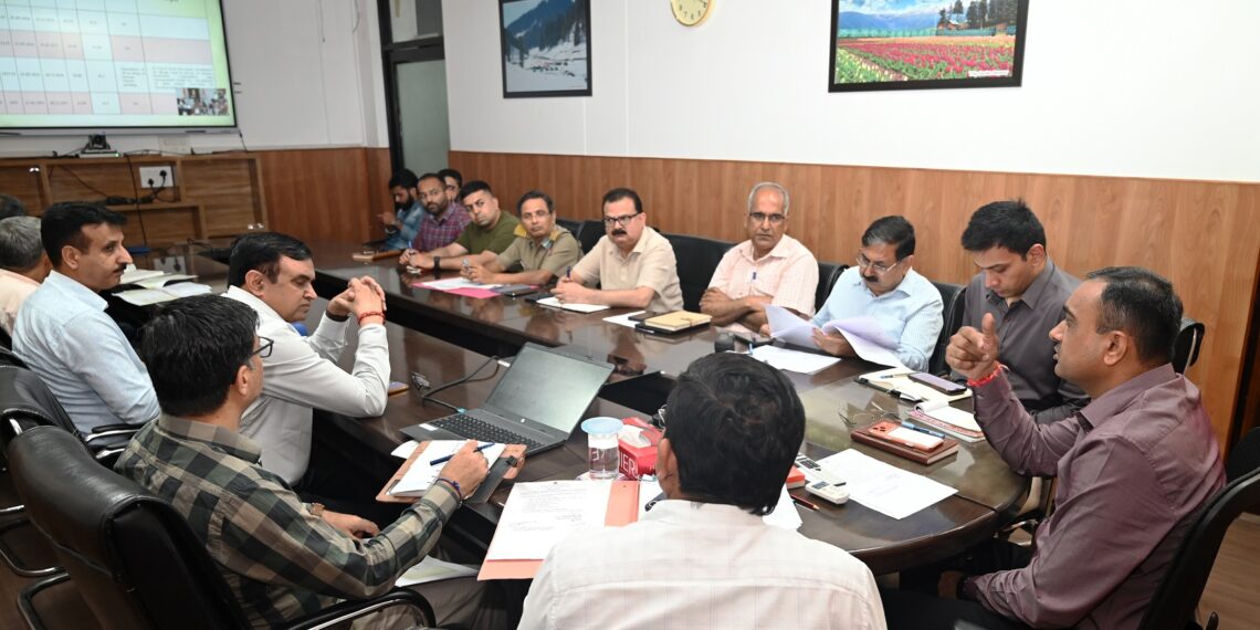 Div Com Jammu reviews progress of road connectivity projects