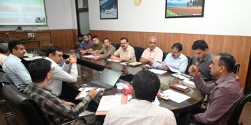 Div Com Jammu reviews progress of road connectivity projects