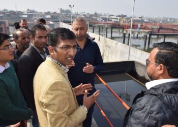 Div Com-(K) Inspects Operational Readiness of 60 MLD STP Noorbagh
