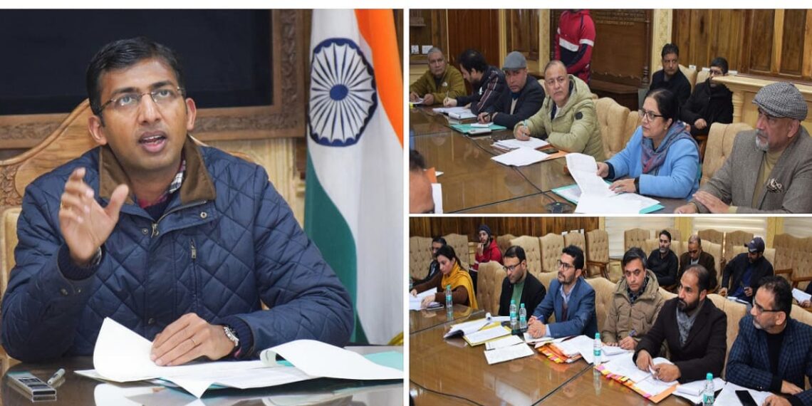 Div Com-(K) reviews ATR on Stray Animal issues as per SC Directions