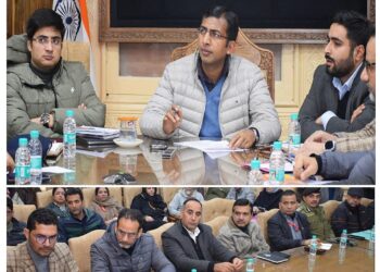 Div Com-(K) reviews Republic Day Arrangements