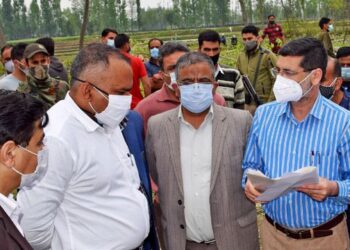 Div Com (K) visits DRDO 500- bedded Covid hospital site at B’gam