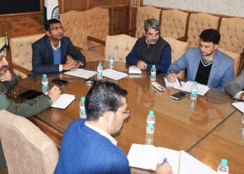 Div Com-(K) reviews arrangements for Nagar Kirtan in Srinagar