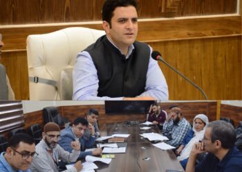 DLIC Budgam approves 231 Mission YUVA Cases, DC directs timely approval of cases