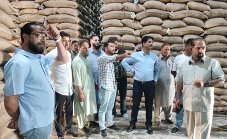 Dr Kabir Inspects Functioning Of Food, Civil Supplies & Consumer Affairs Deptt