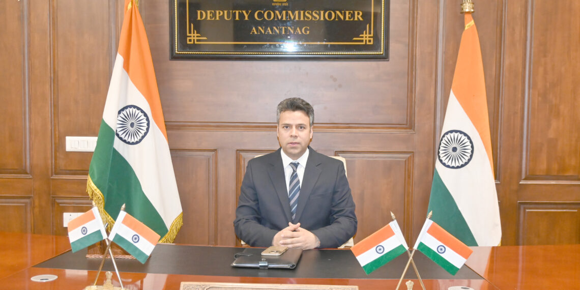 Dr. Bilal Mohiud Din Bhat assumes charge as DC Ang