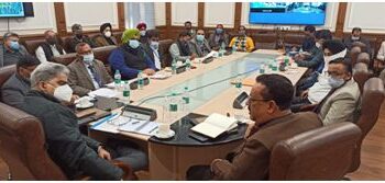 Dulloo holds deliberations with Kisans ahead of budget formulation