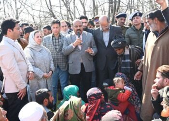 Dy CM, Health Minister, CM’s Advisor visit Chandain Pajan Kulgam, meet family of deceased brothers