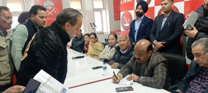 Surinder Choudhary holds Public Darbar at Sher-e-Kashmir Bhawan, Reaffirms NC’s commitment to address public issues