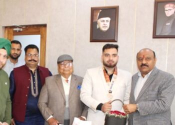 Dy CM felicitates Bronze medalist, Rajat Singh