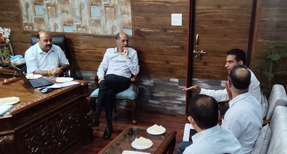 Dy CM reviews progress on Boulevard road widening project