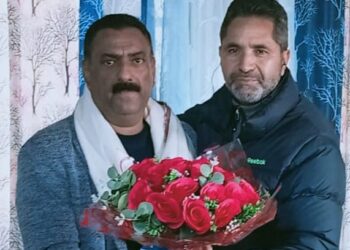 EJCCK President Aijaz Makhdoomi headed committee felicitates Aij Khan for taking over as President FSEA Kashmir