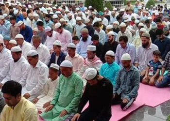 Amid unprecedented curbs Eid celebrations reduced to Eid prayers in smaller mosques in valley’s residential localities