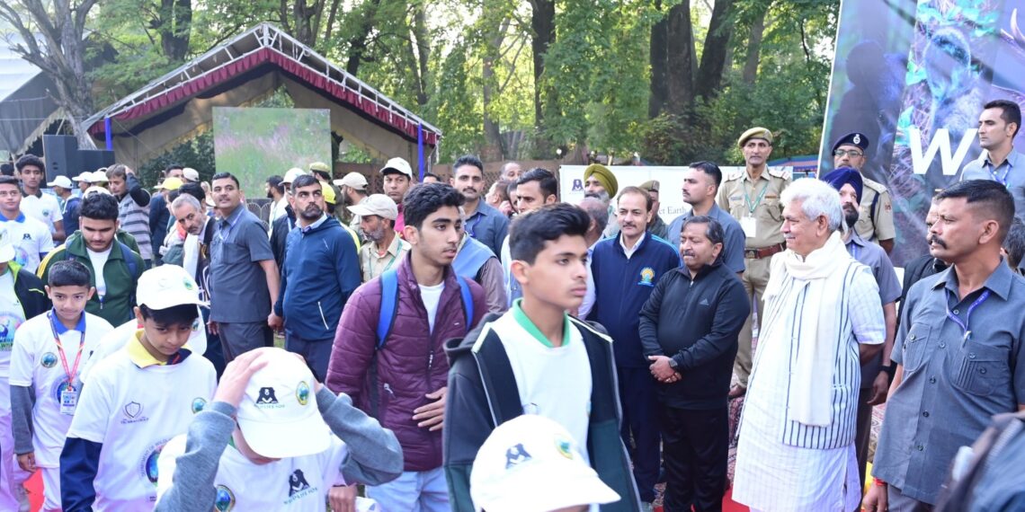 LG Sinha Flags Off Walkathon ‘Walk For Wildlife’, As Part Of Wildlife Week 2023