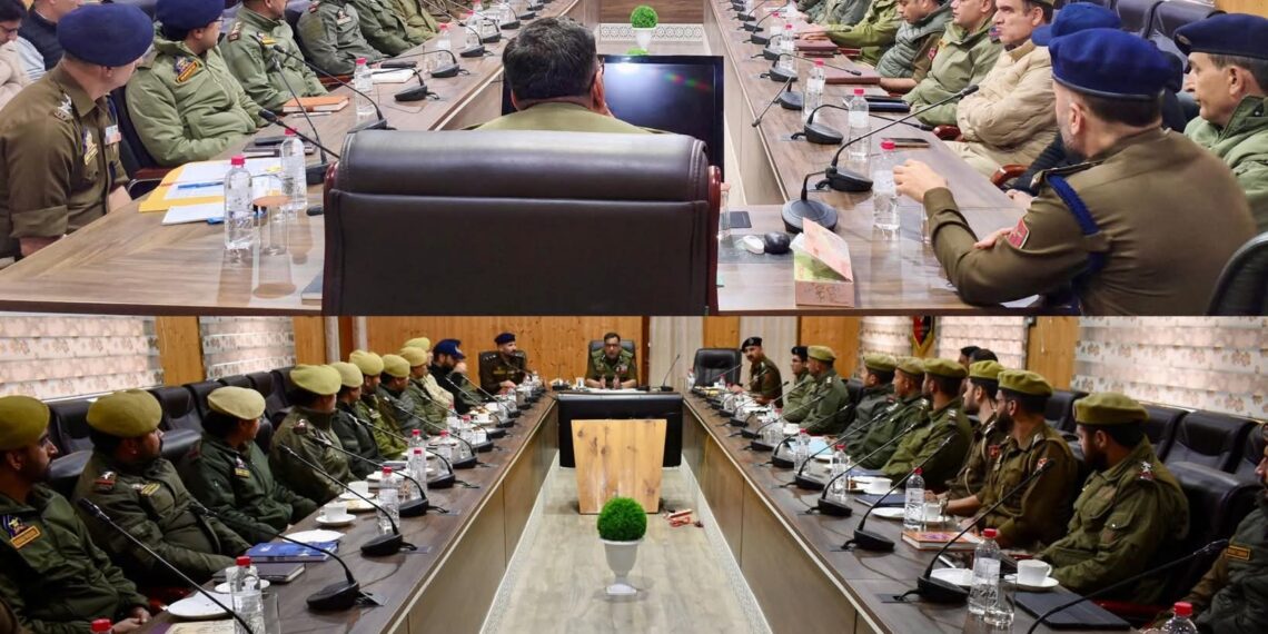 SSP Sopore Holds Interaction Session with Probationary Sub-Inspectors; Emphasises Discipline and Integrity.