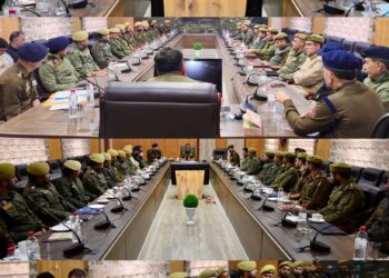 SSP Sopore Holds Interaction Session with Probationary Sub-Inspectors; Emphasises Discipline and Integrity.