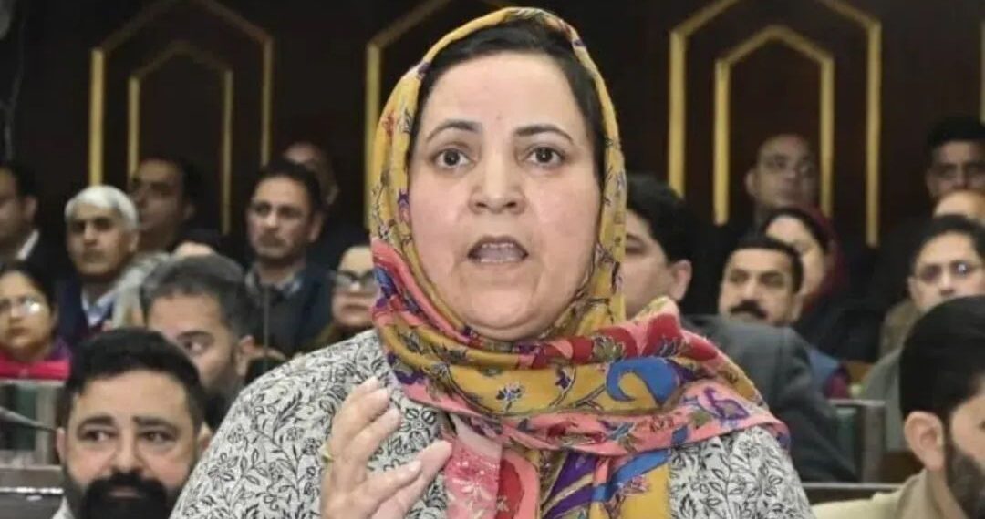 Sakina Itoo, Waheed Para clash in J&K assembly over PDP blame*