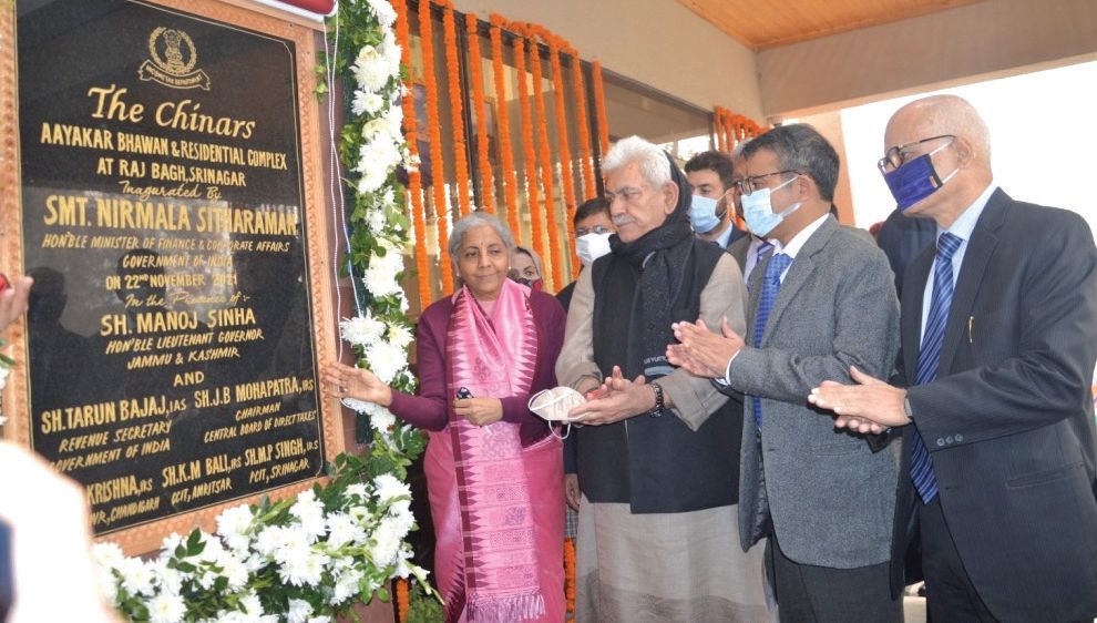 Fin Minister Sitharaman inaugurates dev works including Sub-Projects under Jhelum & Tawi flood Recovery Projects in Srinagar