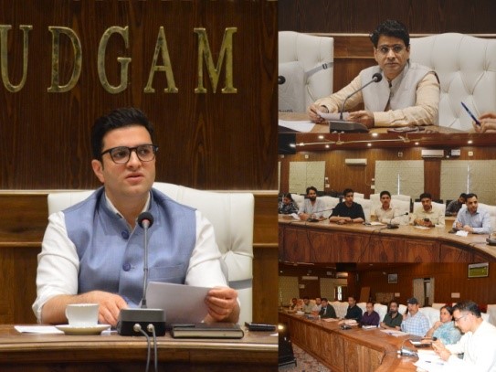 DC Budgam chairs 5th District Cooperative Development Committee meeting