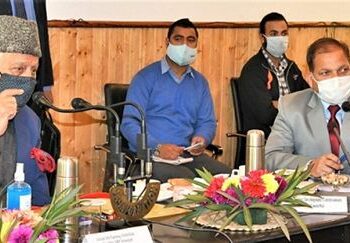 Farooq Abdullah reviews developmental scenario, implementation of schemes in G’bal