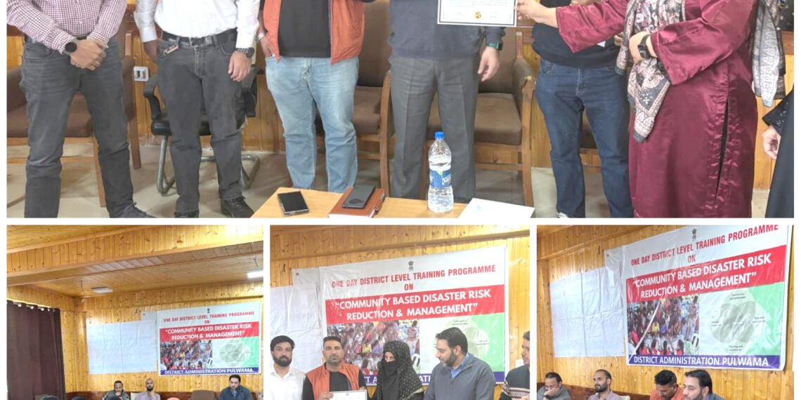 Felicitation Ceremony held for MDP Trainees by JKEDI Pulwama