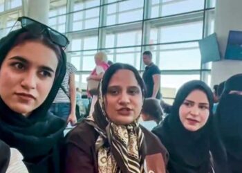 First Batch of Indian Students in Iran Begins Return Journey via Armenia