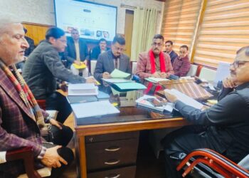 Forest Minister reviews Water Supply Schemes in Jammu North