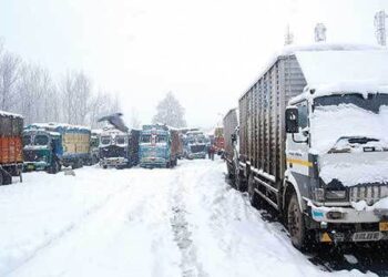 Fresh snowfall hits normal life in valley, highway shut, air traffic suspended